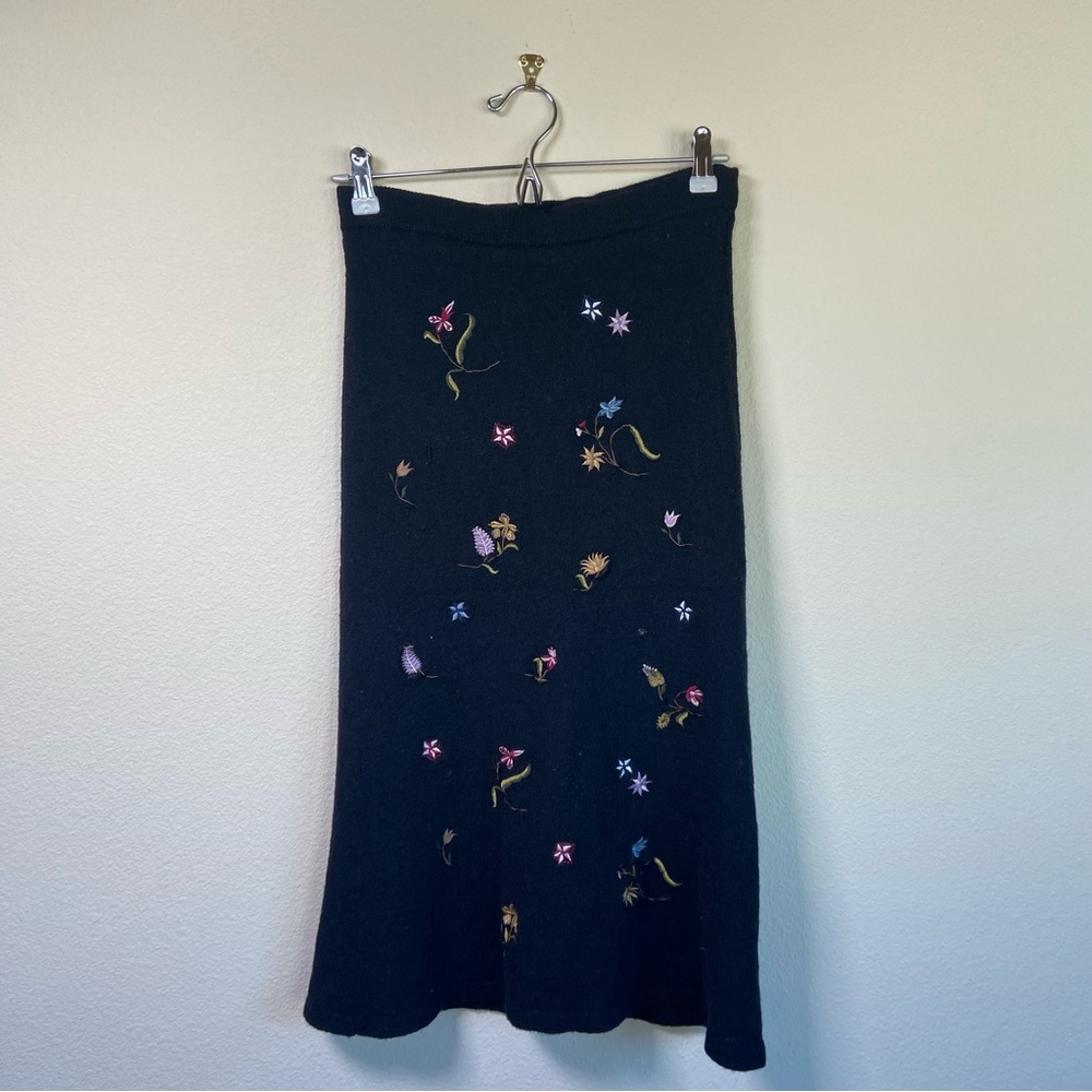 Vintage Wool Embroidered Skirt by Ease Black Size 6